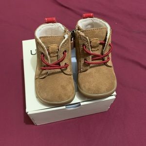Baby uggs 2/3
